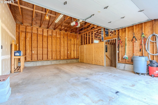 32153 SE Bluff Rd, Gresham, OR 97080 - garage featuring a garage door opener