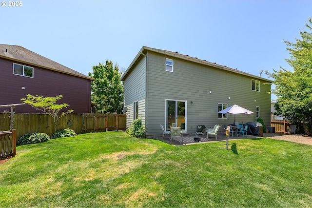 616 E 13th Pl, Lafayette, OR 97127 - rear view of property with a fenced backyard and a patio