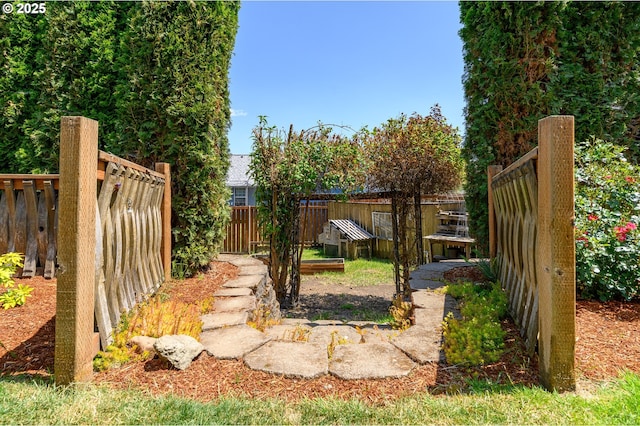 616 E 13th Pl, Lafayette, OR 97127 - view of yard