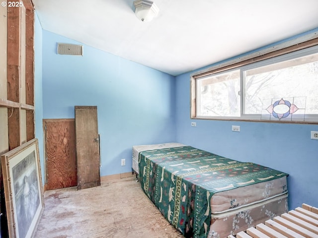66756 Waymire Rd, North Bend, OR 97459 - carpeted bedroom featuring lofted ceiling and visible vents