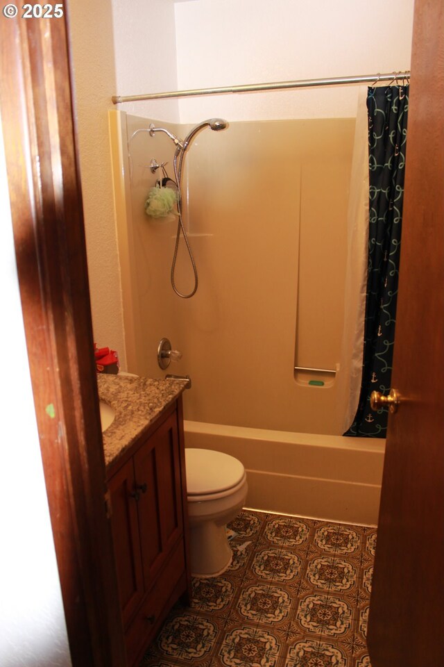 1783 View St, Myrtle Point, OR 97458 - full bath with shower / bath combination with curtain, toilet, tile patterned flooring, and vanity