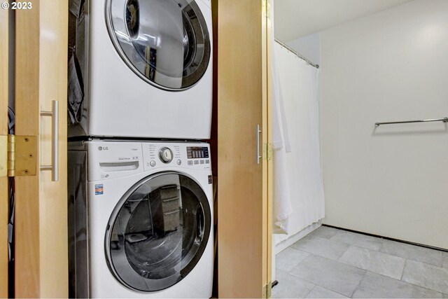 1400 NW Irving St Unit 618, Portland, OR 97209 - laundry area with estacked washer and dryer