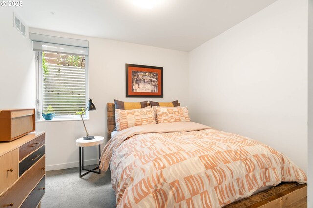 435 N Shaver St, Portland, OR 97227 - bedroom featuring carpet floors and baseboards
