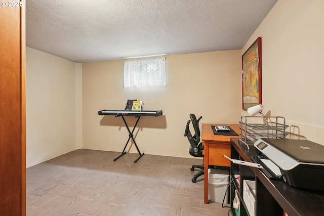2235 SE 185th Ave, Portland, OR 97233 - office area with a textured ceiling