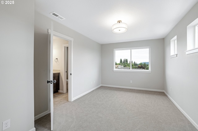4636 SE 2nd St, Gresham, OR 97080 - spare room featuring light carpet