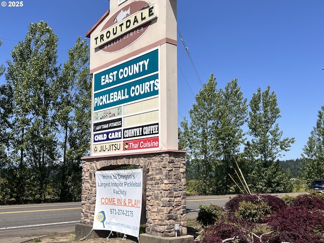 2380 NE Rene Ave, Gresham, OR 97030 - exterior view