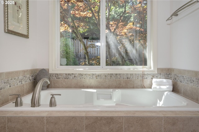 12453 SW Sheldrake Way, Beaverton, OR 97007 - bathroom featuring a bath