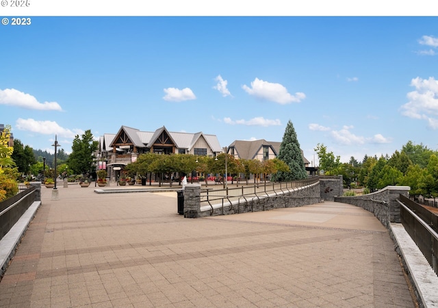 1247 Spruce St, Lake Oswego, OR 97034 - view of property's community