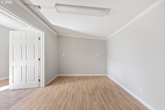 32791 E Lincoln Way, Coburg, OR 97408 - spare room with light wood-style flooring, crown molding, and baseboards
