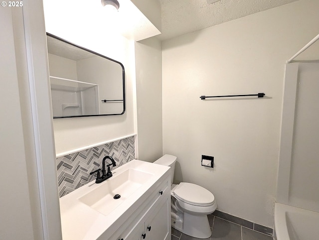13155 SW Allen Blvd Unit 11, Beaverton, OR 97005 - full bath with a shower, vanity, toilet, backsplash, and tile patterned floors
