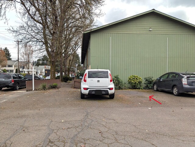 13155 SW Allen Blvd Unit 11, Beaverton, OR 97005 - view of uncovered parking lot