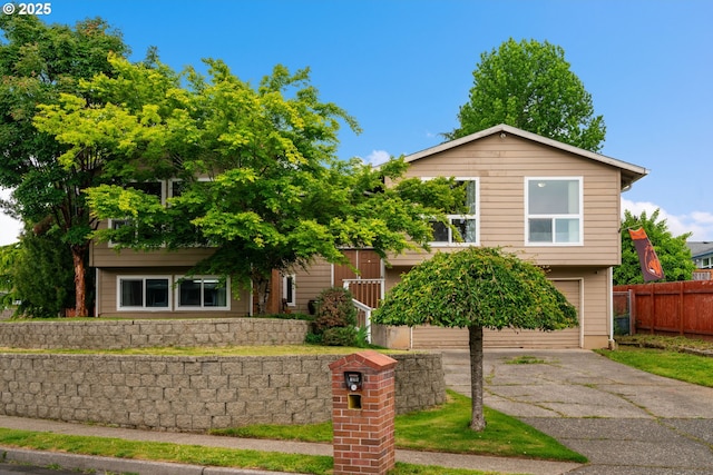 790 SE Robin Way, Gresham, OR 97080 - view of front of property featuring concrete driveway and an attached garage