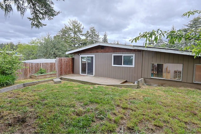 650 S Cammann St, Coos Bay, OR 97420 - back of property featuring a patio area