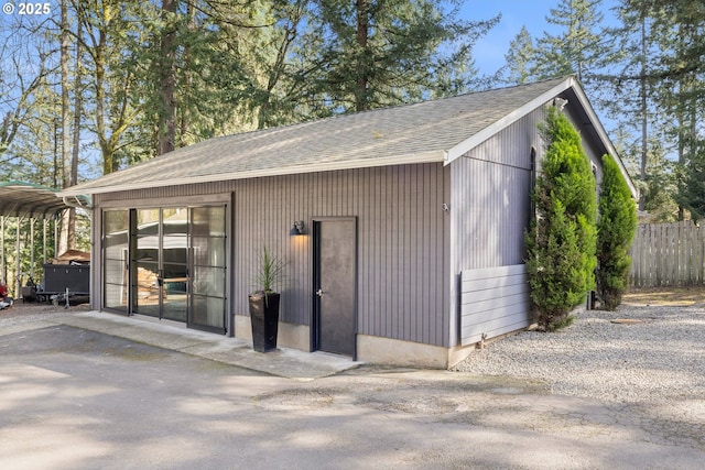 27650 SW Canyon Creek Rd, Wilsonville, OR 97070 - garage with a carport