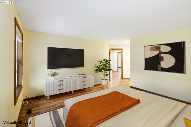 2744 Dayna Ln, Eugene, OR 97408 - bedroom featuring wood finished floors and baseboards