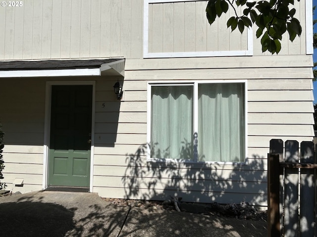 1340 9th St # 5, Florence, OR 97439 - view of side of home