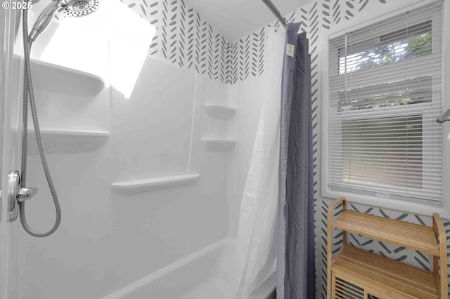 1335 Centennial Blvd, Springfield, OR 97477 - bathroom with shower / tub combo