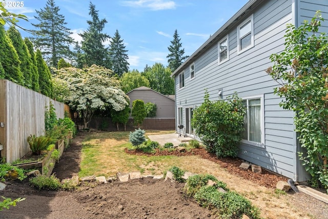 15205 NE 47th St, Vancouver, WA 98682 - fenced backyard featuring a patio
