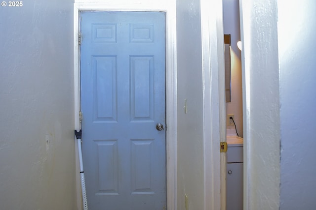 335 Marie St, Medford, OR 97504 - view of exterior entry