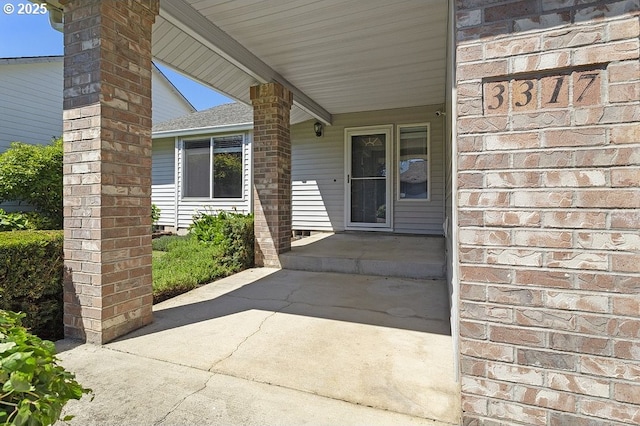 3317 SW Eastwood Ave, Gresham, OR 97080 - view of exterior entry with a porch