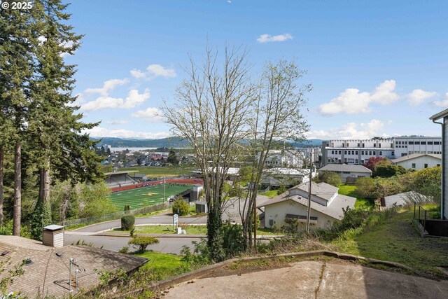 view of surrounding community