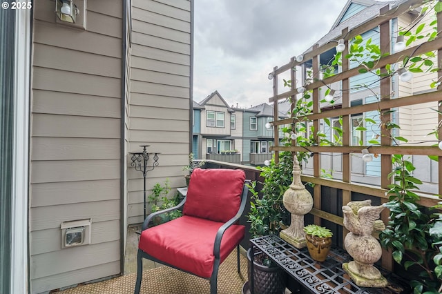 8867 SE 13th Ave, Portland, OR 97202 - view of balcony