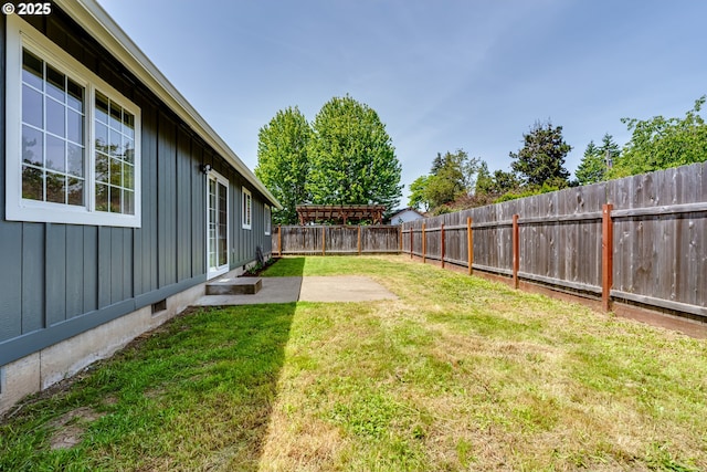 2977 Dry Creek Rd, Eugene, OR 97404 - view of yard featuring a patio