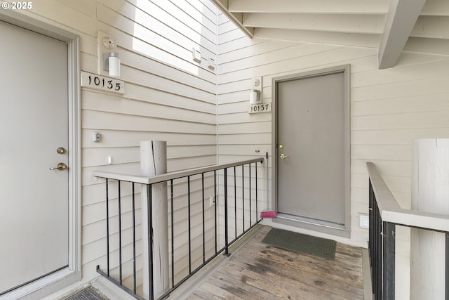 10137 SW Trapper Ter, Beaverton, OR 97008 - property entrance