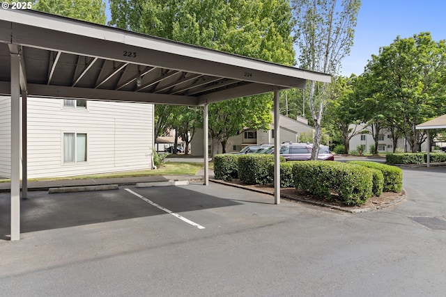 10137 SW Trapper Ter, Beaverton, OR 97008 - view of covered parking lot