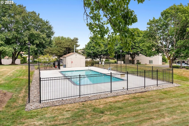 10137 SW Trapper Ter, Beaverton, OR 97008 - community pool with a patio area