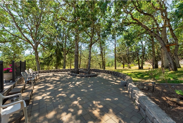 7654 N Bank Rd, Roseburg, OR 97470 - view of patio