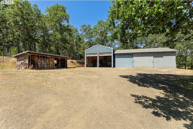 7654 N Bank Rd, Roseburg, OR 97470 - view of detached garage