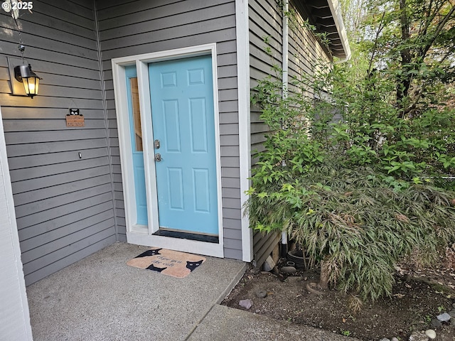 view of exterior entry
