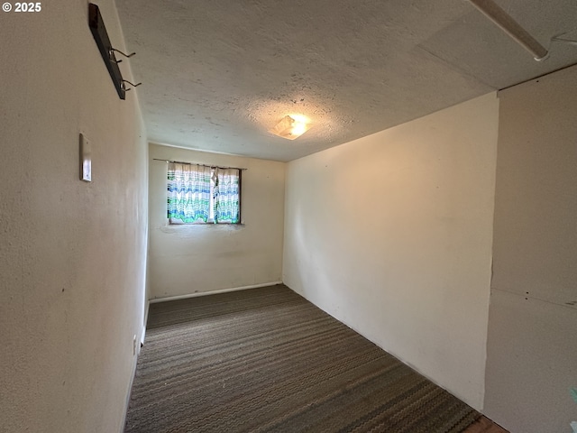 103 B Ave, Seneca, OR 97873 - carpeted empty room featuring a textured ceiling