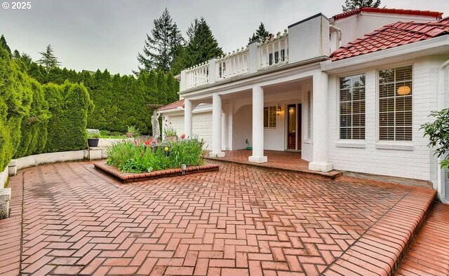 5706 SW Hamilton St, Portland, OR 97221 - view of patio / terrace