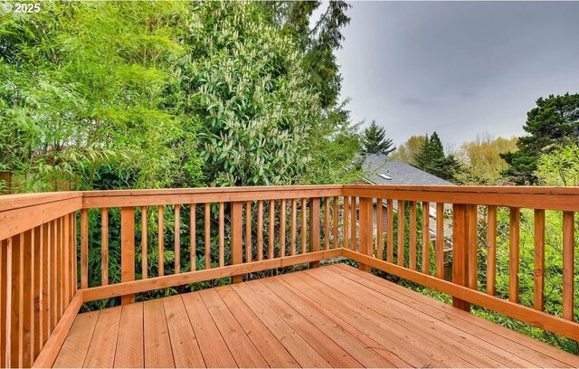 5706 SW Hamilton St, Portland, OR 97221 - view of deck
