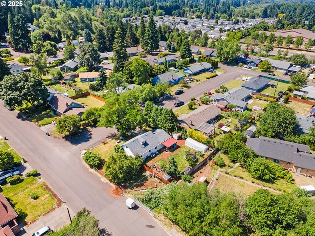 8015 NE 90th Ave, Vancouver, WA 98662 - aerial view of property and surrounding area featuring nearby suburban area