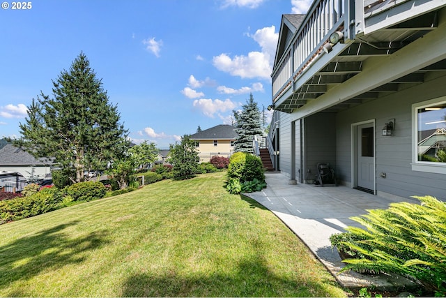380 Mountaingate Dr, Springfield, OR 97478 - view of green lawn with stairs and a patio area