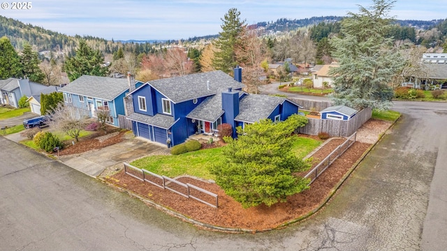 bird's eye view with a residential view