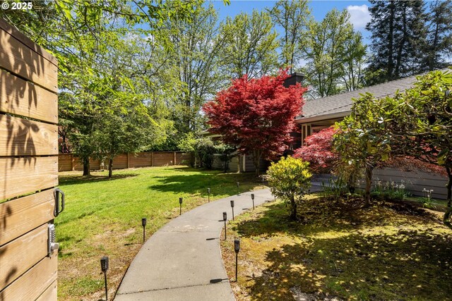 5200 SW Scholls Ferry Rd, Portland, OR 97225 - view of yard with fence
