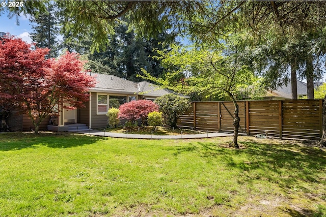 5200 SW Scholls Ferry Rd, Portland, OR 97225 - view of yard featuring fence