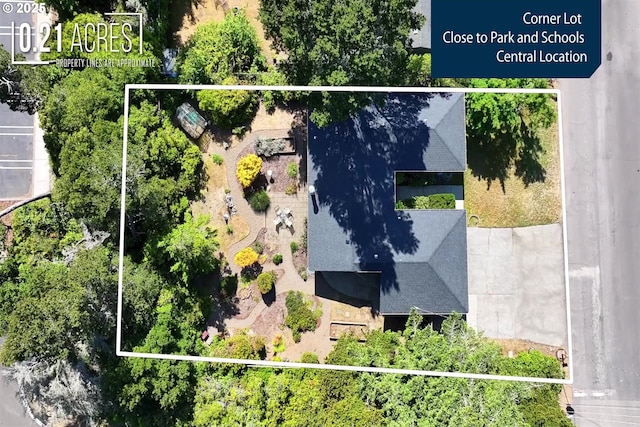 1588 20th St, Florence, OR 97439 - aerial overview of property's location featuring property boundaries highlighted