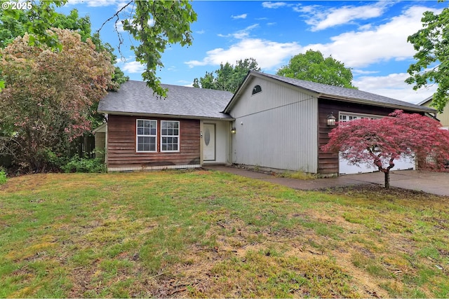 4021 N Clarey St, Eugene, OR 97402 - single story home featuring a front yard