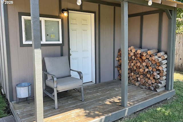 1082 Dondea St, Springfield, OR 97478 - doorway to property