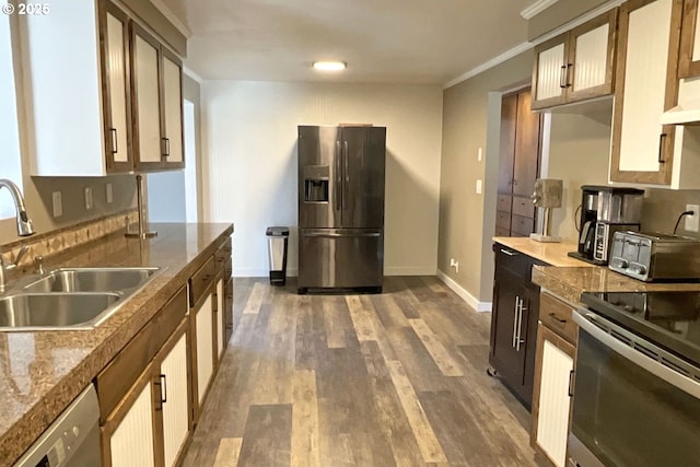 1082 Dondea St, Springfield, OR 97478 - kitchen with stainless steel refrigerator with ice dispenser, electric range oven, dark wood-type flooring, dishwasher, and crown molding
