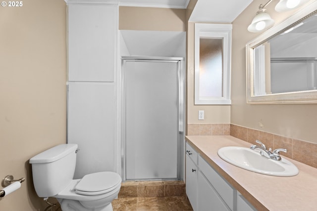 11255 SW Springwood Dr, Portland, OR 97223 - bathroom featuring a shower stall and vanity