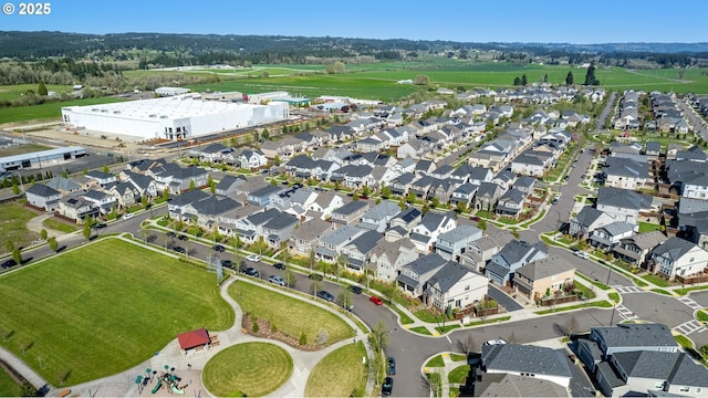 bird's eye view with a residential view