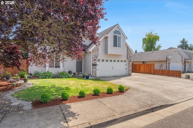 1133 7th St, Lafayette, OR 97127 - view of front facade featuring driveway and an attached garage