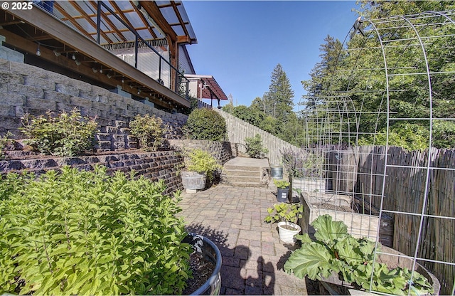 688 53rd St, Washougal, WA 98671 - view of patio