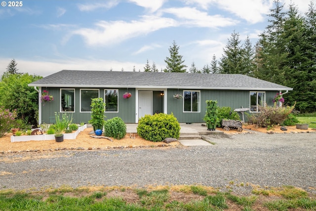 718 Rhoades Rd, Winlock, WA 98596 - single story home featuring a shingled roof